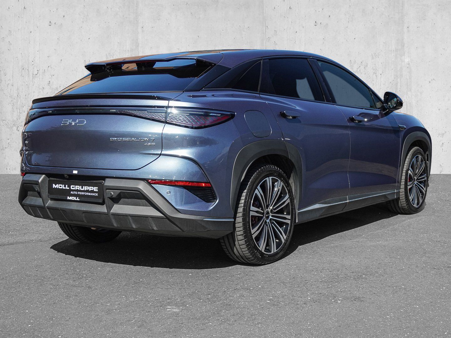 BYD SEALION 7
