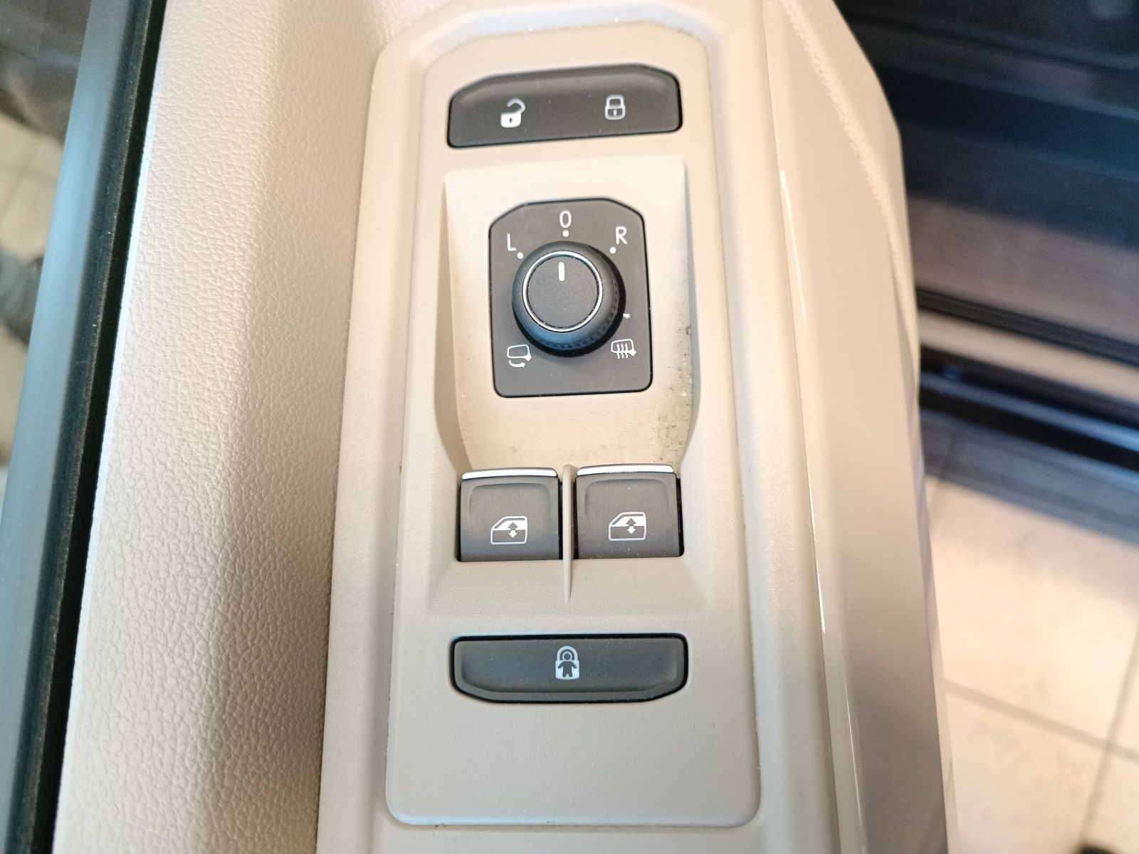 Volkswagen T7 Multivan - Bild 15