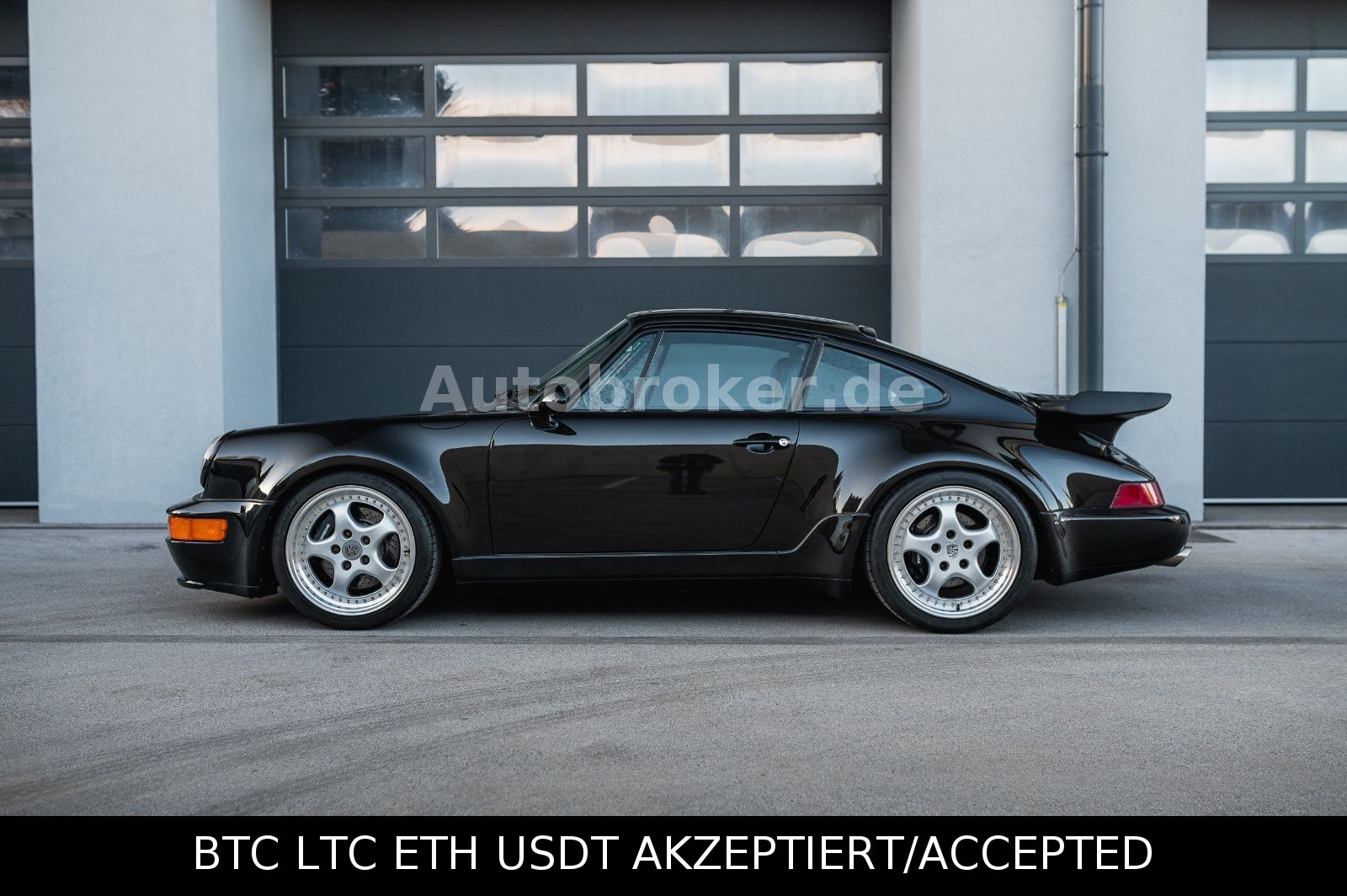 Porsche 964