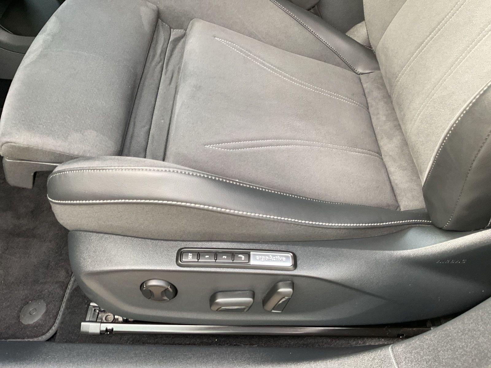 Volkswagen ID.7 Tourer Pro AHK Navi ACC IQLight EasyOpen