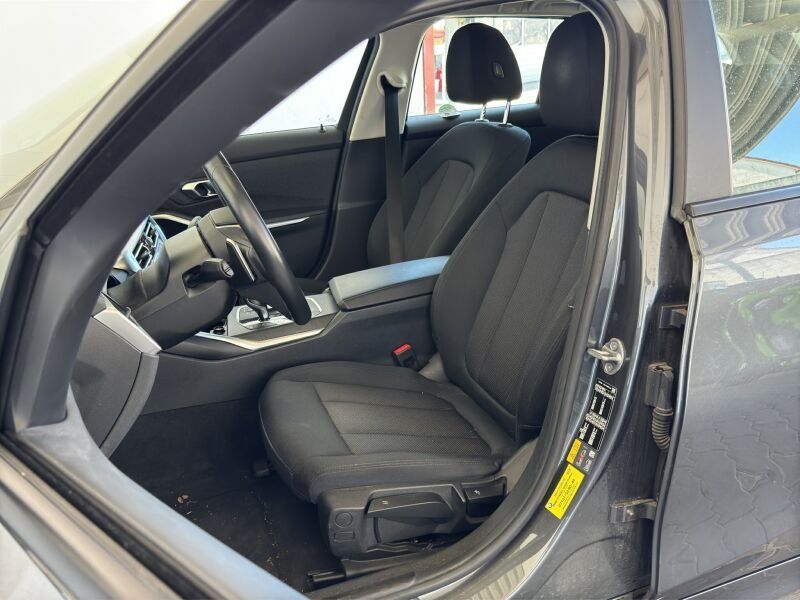 BMW 320e Tour. Advantage Navi.LED.AHK.ACC.PDC.SHZ foto 9