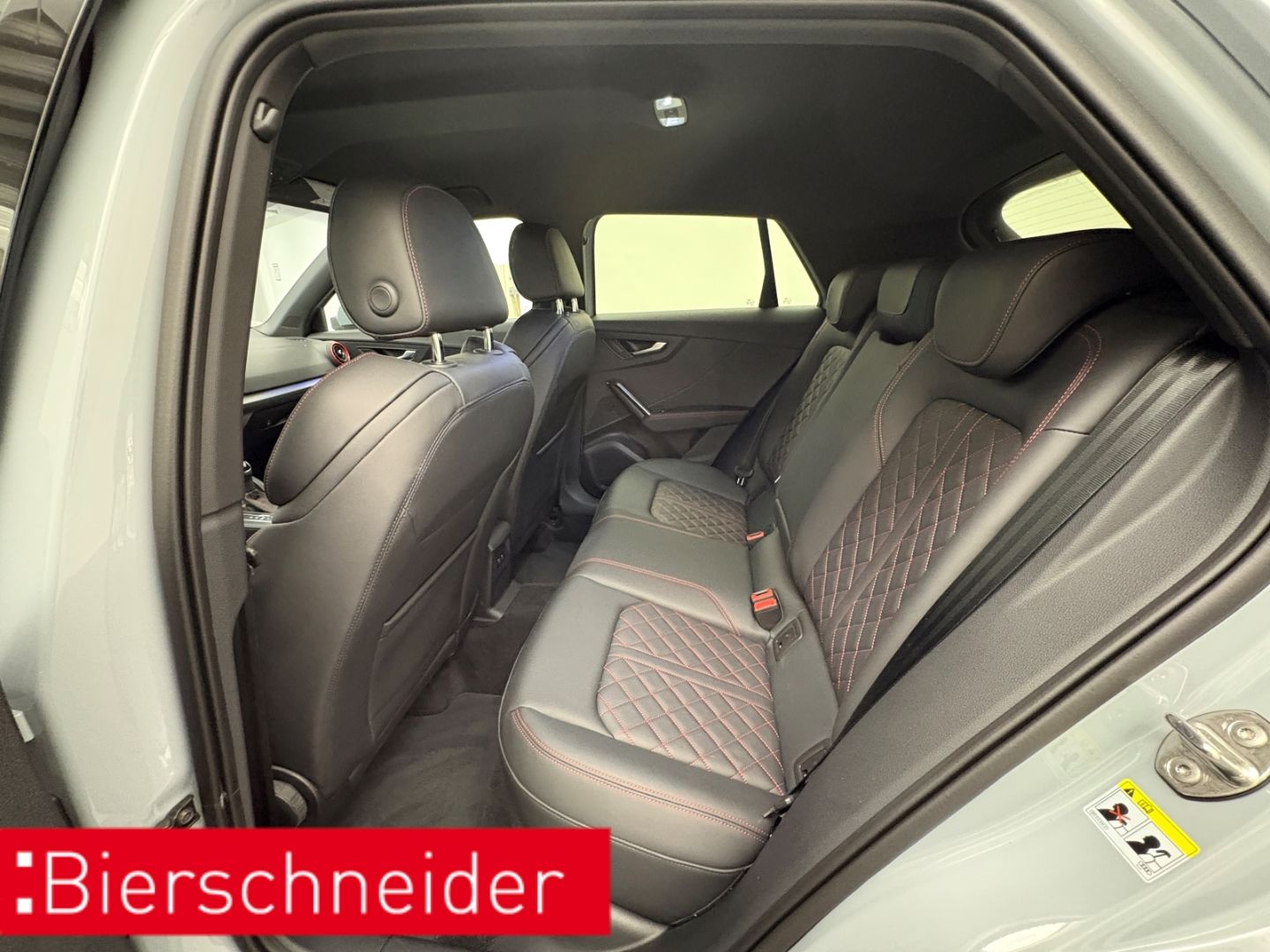 Audi SQ2 - Bild 9