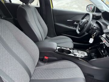 Peugeot 208 Allure Hybrid 100 e-DSC6