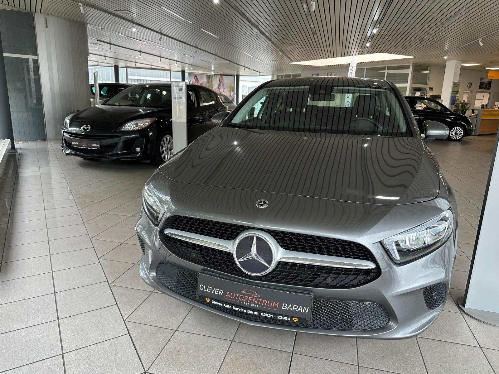 showroom-image-bottom