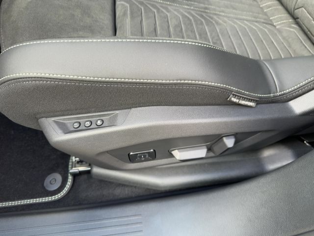 Foto Nummer 16: PEUGEOT 5008