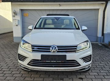 Volkswagen Touareg - 2