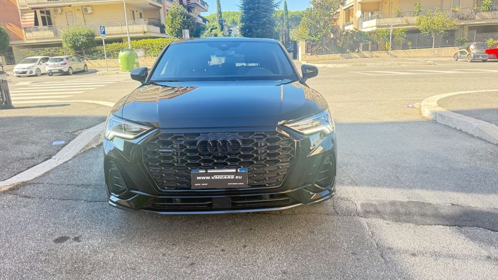 Image of Audi Q3