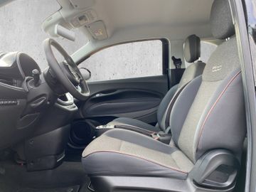 Fiat 500e 42kWh Icon MJ22 Navi*DAB*Tempomat*Carplay