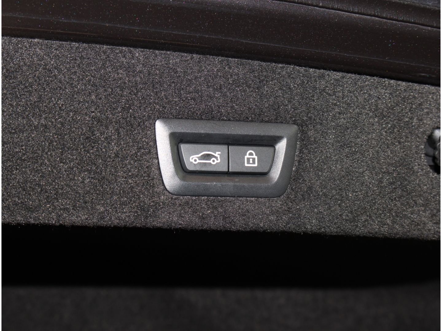 Fahrzeugabbildung BMW 740 d xDrive Laserlicht Standhzg.*HUD*Laser