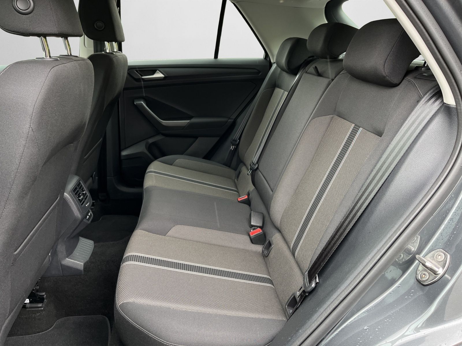 Volkswagen T-Roc - Bild 15
