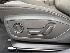 Fahrzeugabbildung Audi A3 Limousine 35 TFSI advanced S-Tronic Navi