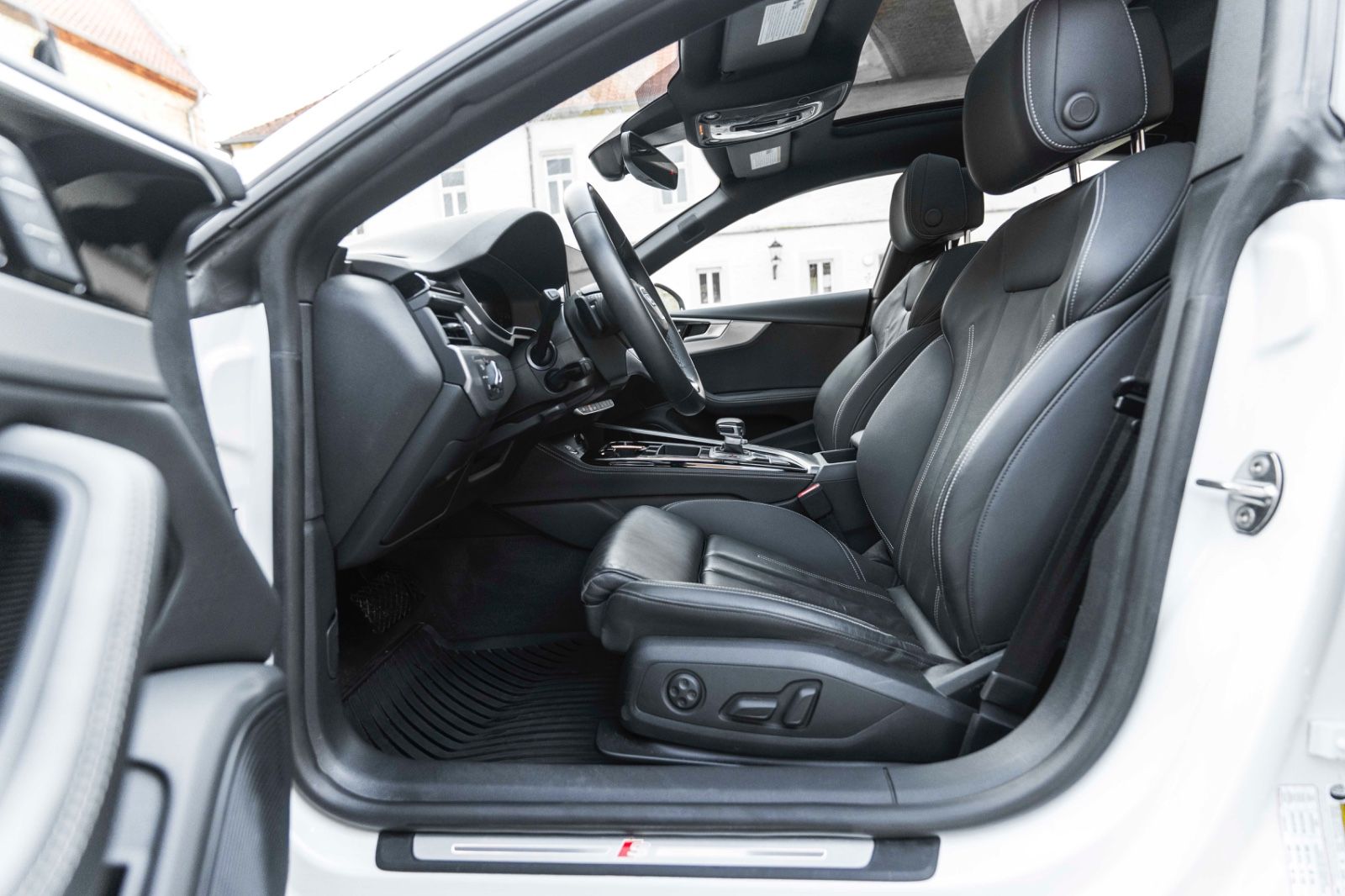 Fahrzeugabbildung Audi A5 Sportback 45 TFSI S-Line B&O 360° CARPLAY ACC