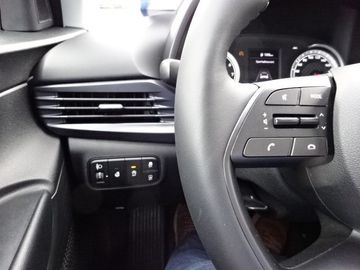 Fotografie 15 des Hyundai Bayon 1.0 T-GDI Select 2WD*SHZ*LEHZ*Metallic