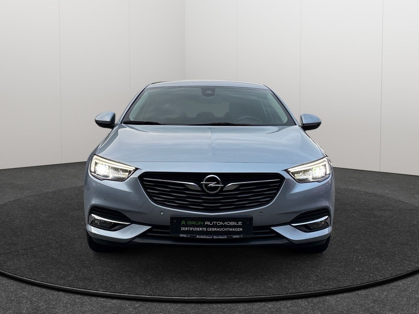 Fahrzeugabbildung Opel Insignia B Grand Sport Dynamic/LED/R-Kamera/Temp