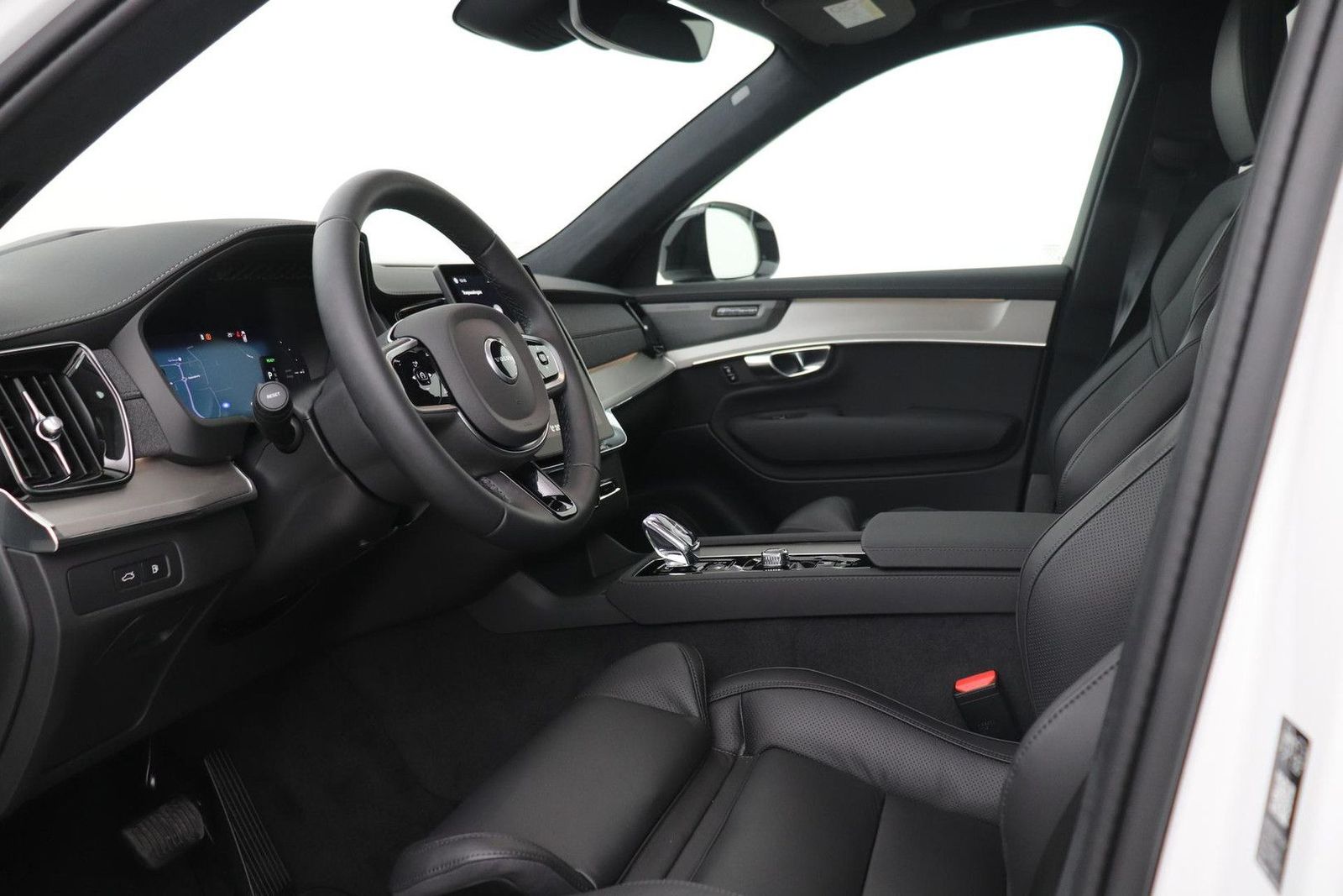 Volvo XC90 T8 Ultra Black Edition | luftfederung | Har imagem 3