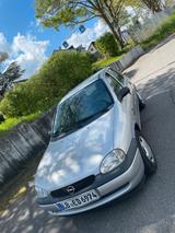 Opel Corsa sehr gepflegt, sauber - gebrauchte Opel Corsa aus dem Jahr 1998