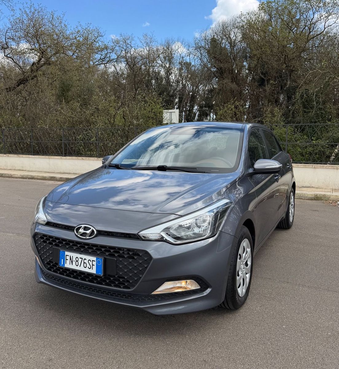 HYUNDAI i20