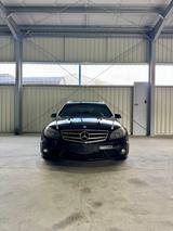 Mercedes-Benz C 63 AMG 2.HAND MB Service Harman Kardon v8 6.2 - gebrauchte Mercedes-Benz C 63 AMG aus dem Jahr 2009