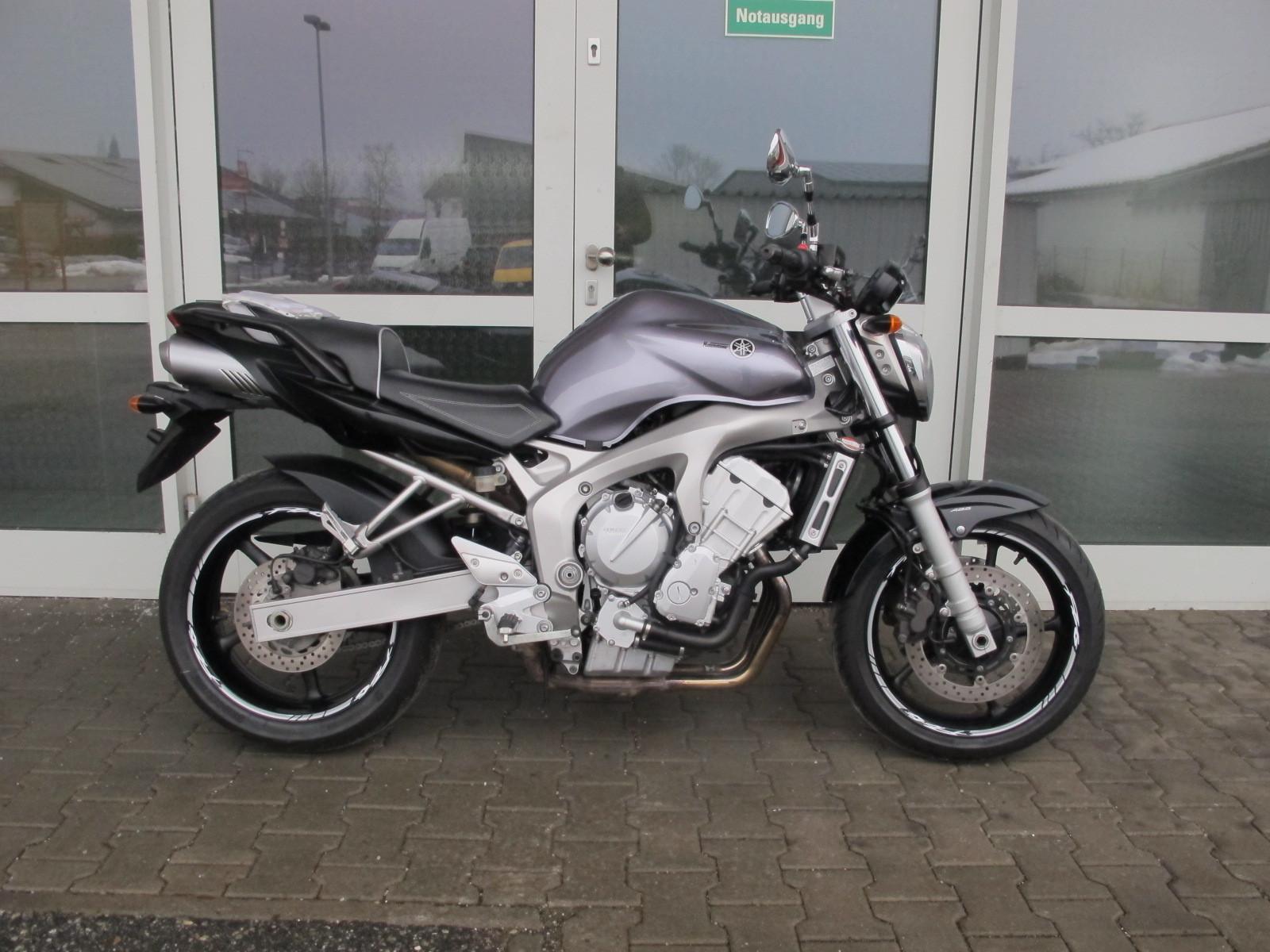 Yamaha FZ 6 ABS / TOP / Reifen NEU / ABS