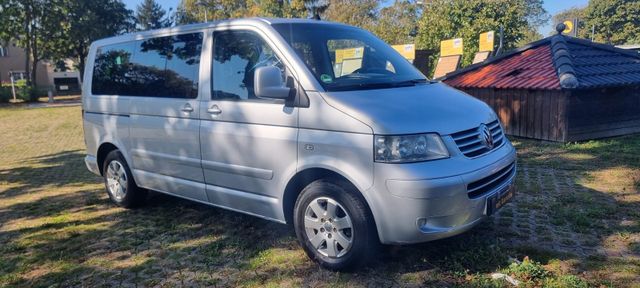 Volkswagen T5 Multivan Comfortline/Bett/Standheizung/AHK