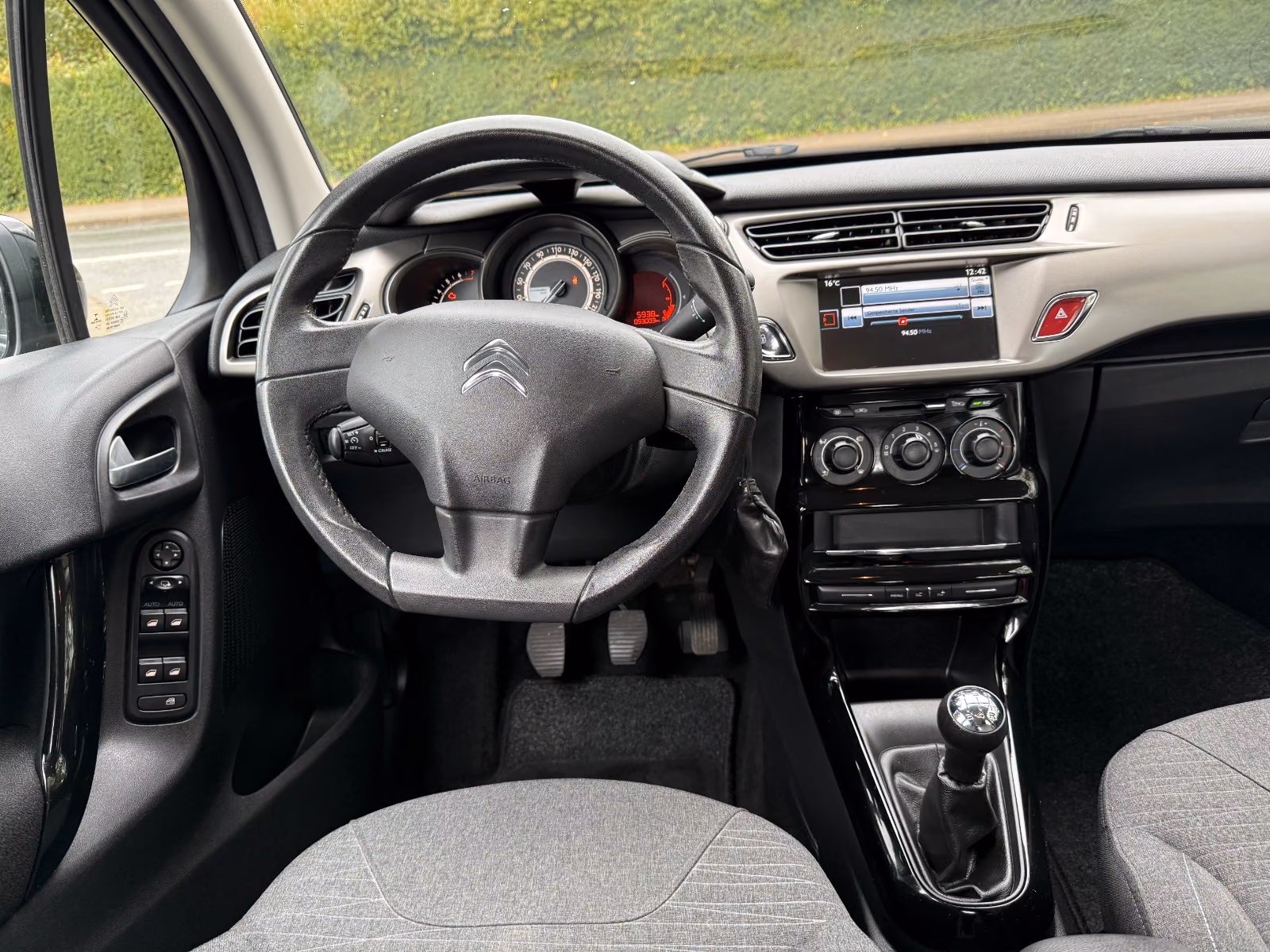 Citroën C3 Selection  ** Zahnriemen neu **