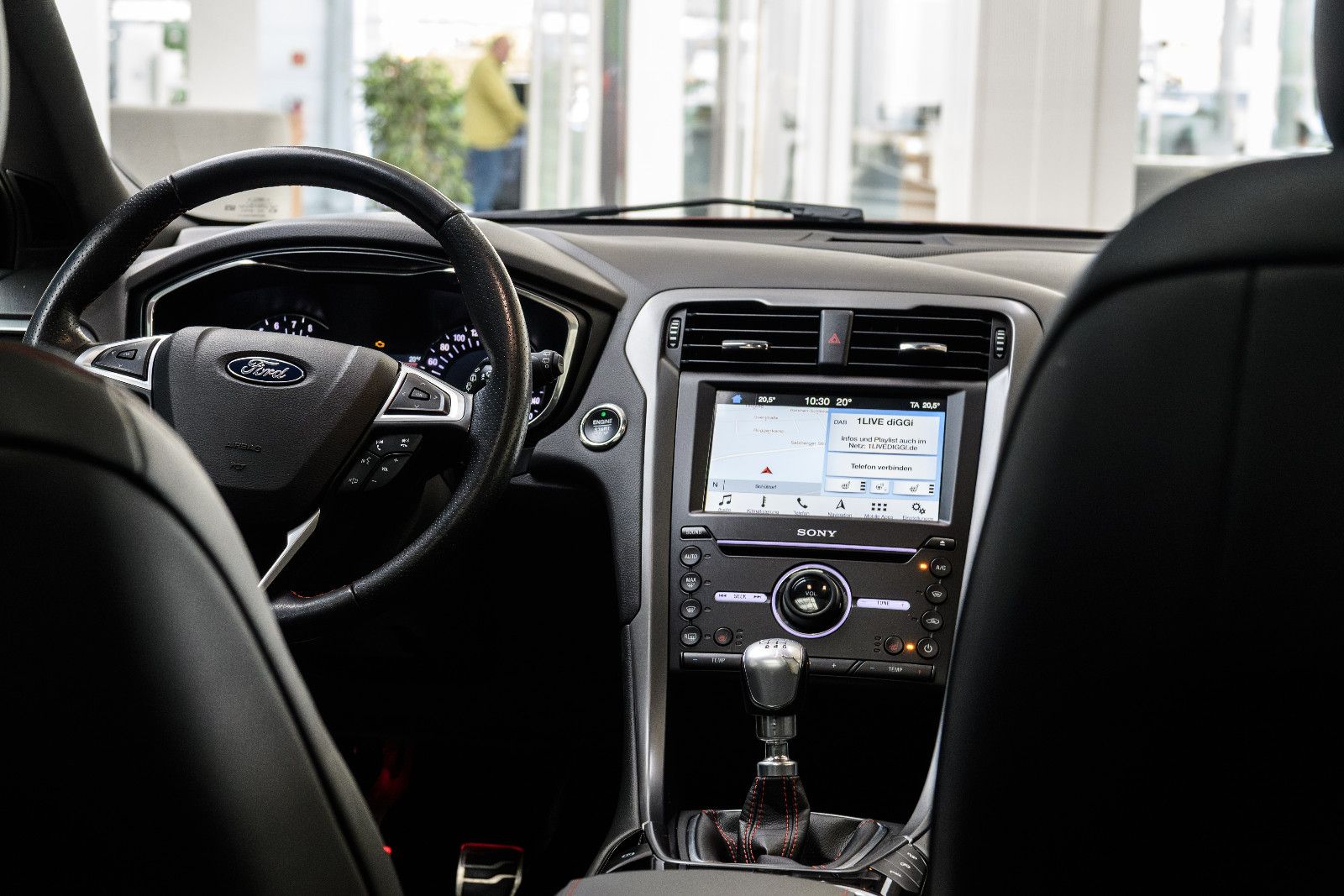 Fahrzeugabbildung Ford Mondeo Turnier ST-Line+PANO+LED+GJR+ACC+SHZ+MEMO