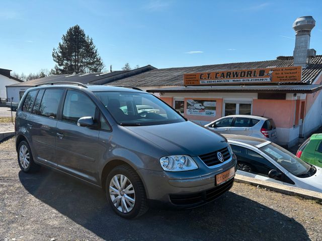 Volkswagen TOURAN 2,0 7 SITZER / KLIMAANLAGE