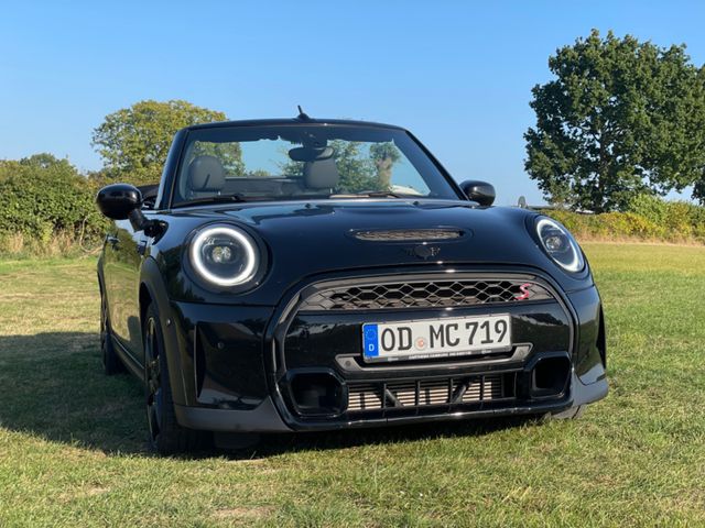 MINI Cooper S Cabrio Classic Trim Steptronic Clas...