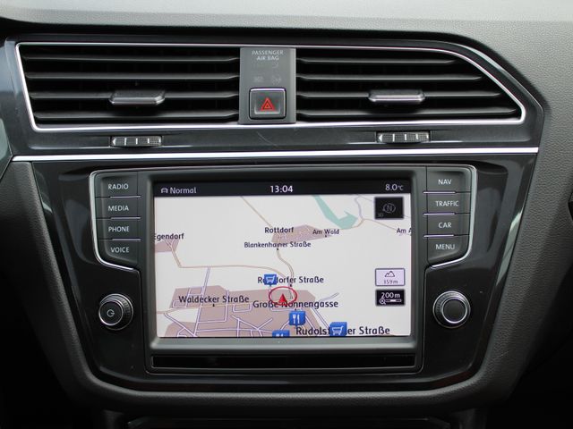 Tiguan 2,0 TDI Highline 4M AHK*Leder*PanoD