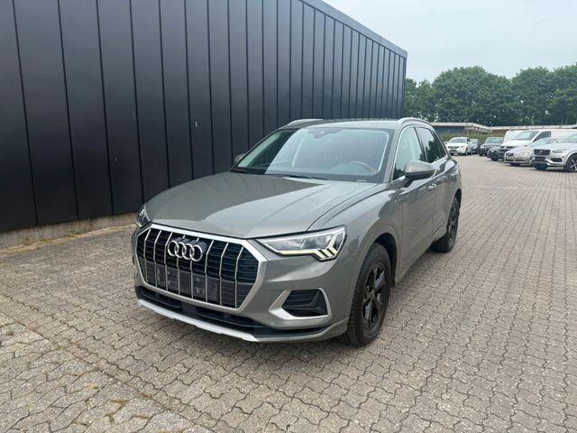AUDI Q3 35 TFSI advanced AUT.