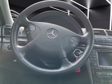 Mercedes E 280 - 10
