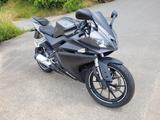 Yamaha YZF R125 - YAMAHA R1