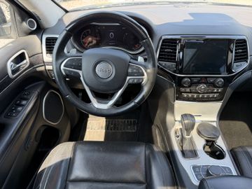 Jeep Grand Cherokee - 10
