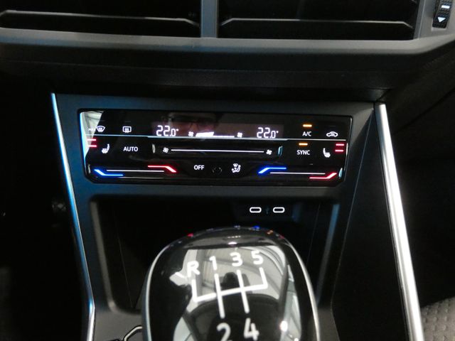 Polo 1.0 TSI Life NAVI App-Connect SHZ LED PDC