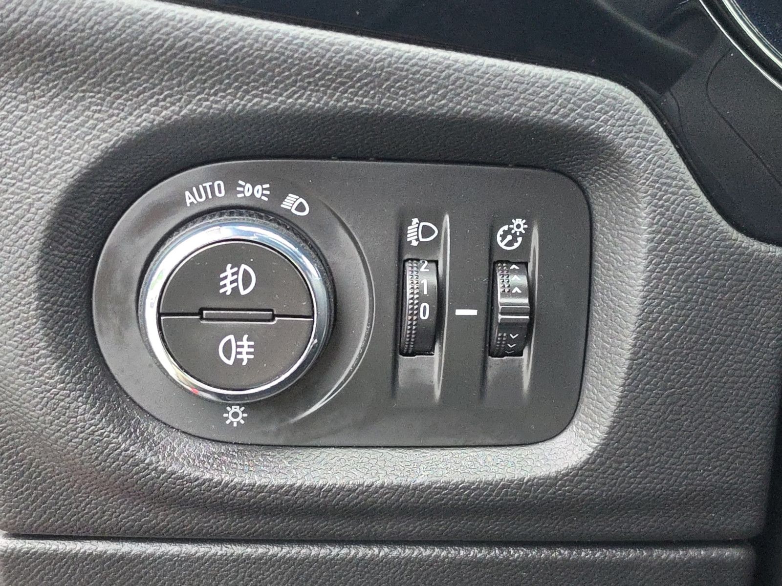 Fahrzeugabbildung Opel Corsa F GS Line AUTOMATIK KAMERA NAVI
