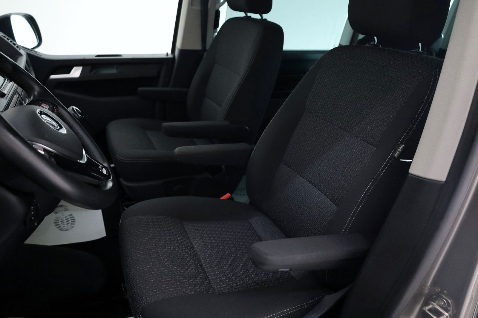 Fahrzeugabbildung Volkswagen T6 Multivan Trendline ACC,SH,PDC,AHK,Allwetter