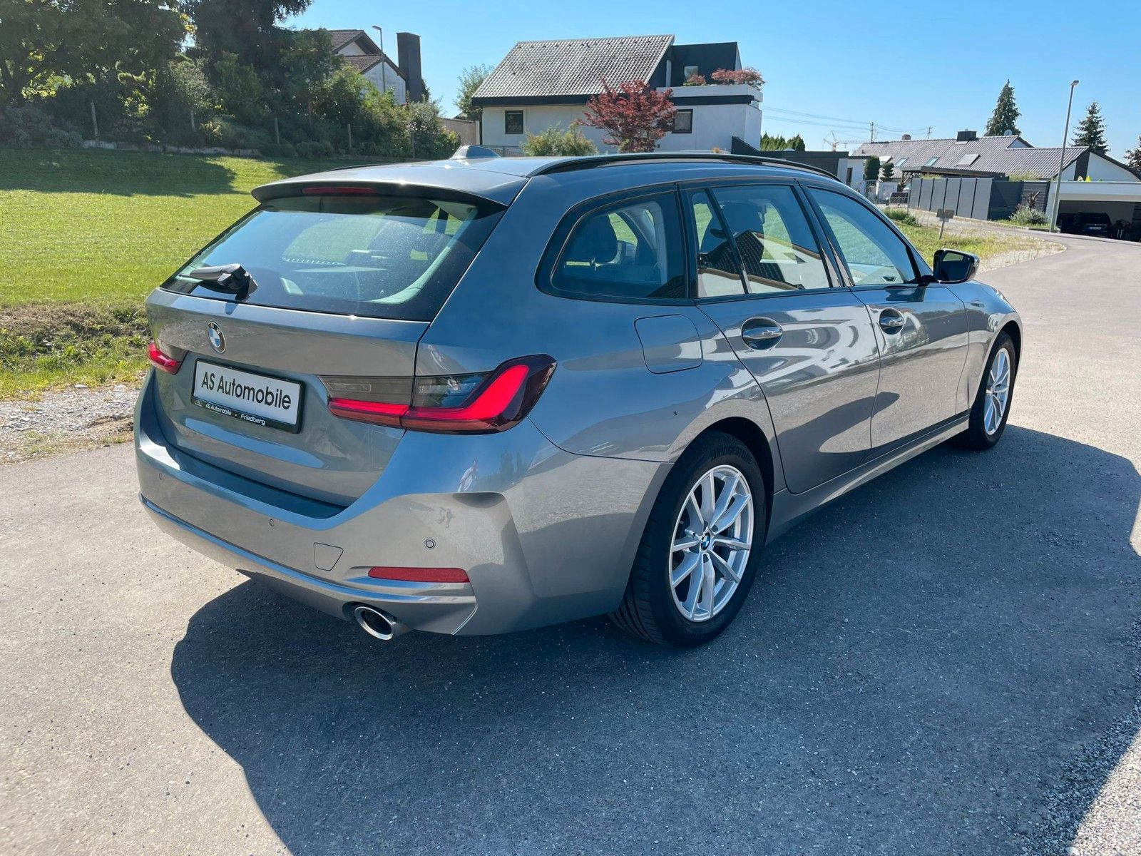 BMW 320d xDrive Touring DAB Navi LED Garantie Curved foto 6