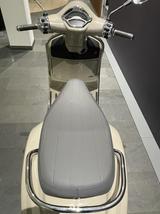 Vespa GTS 300 E5 BEIGE Q01 - VESPA BEIGE ROLLER