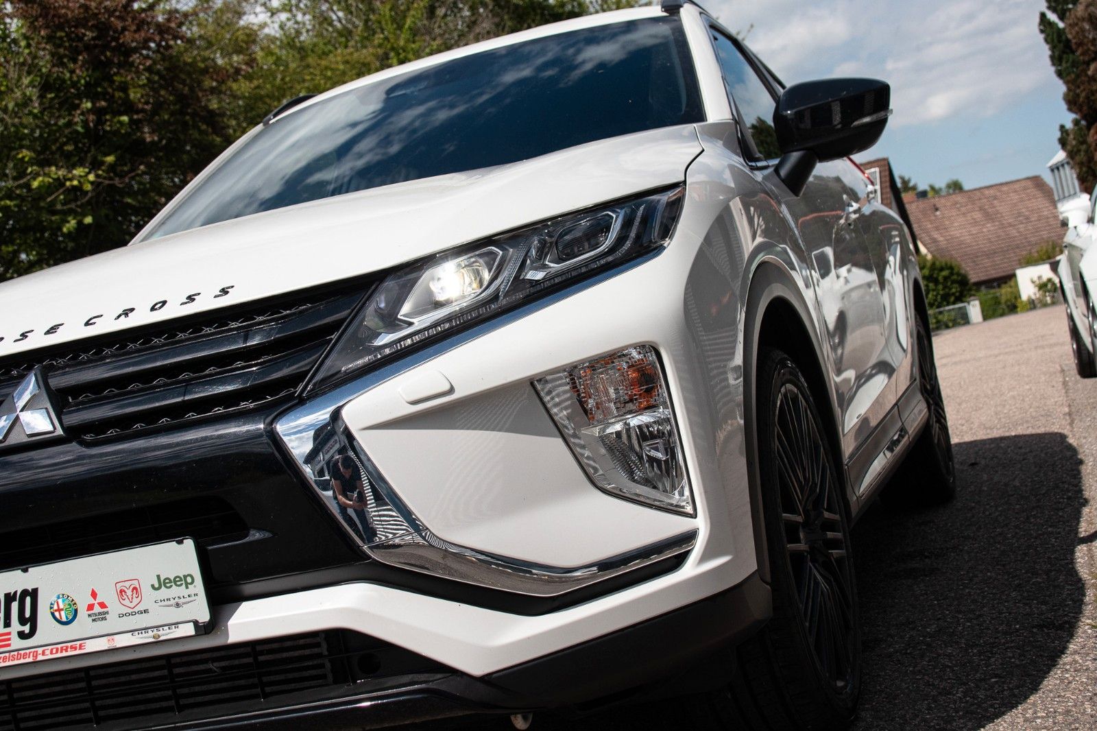 Fahrzeugabbildung Mitsubishi Eclipse Cross Connect 1.5l TB 2WD CVT 1. Hand
