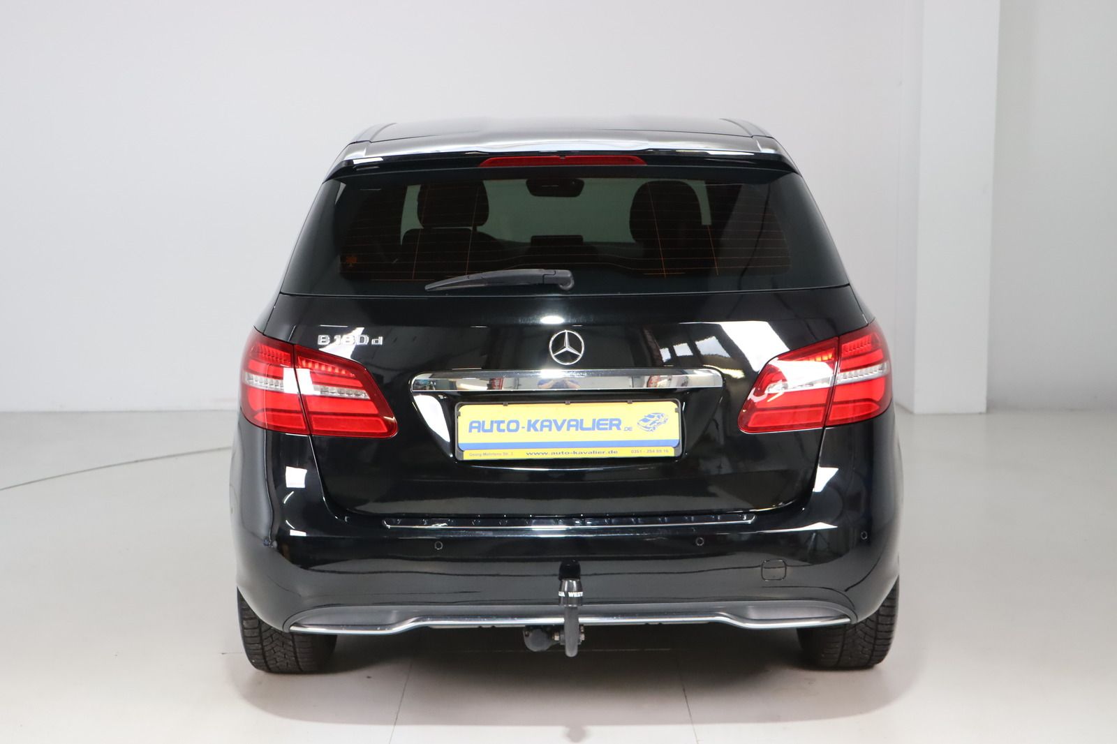 Fahrzeugabbildung Mercedes-Benz B 180 d * LED * Parkassist. * Keyless