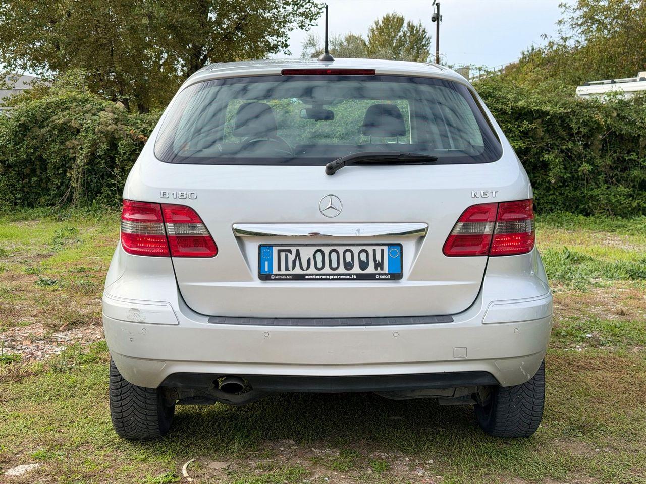 Mercedes-Benz B180 2010 — photo 6