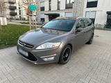 Ford Mondeo 2.0 TDCI - Ford Mondeo aus 2013 mit Diesel-Antrieb: Kombi