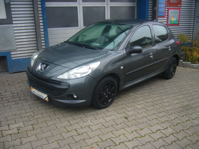 Peugeot 206 +30KM KLI BRE REIF KD ZAHN TÜV NEU TOP