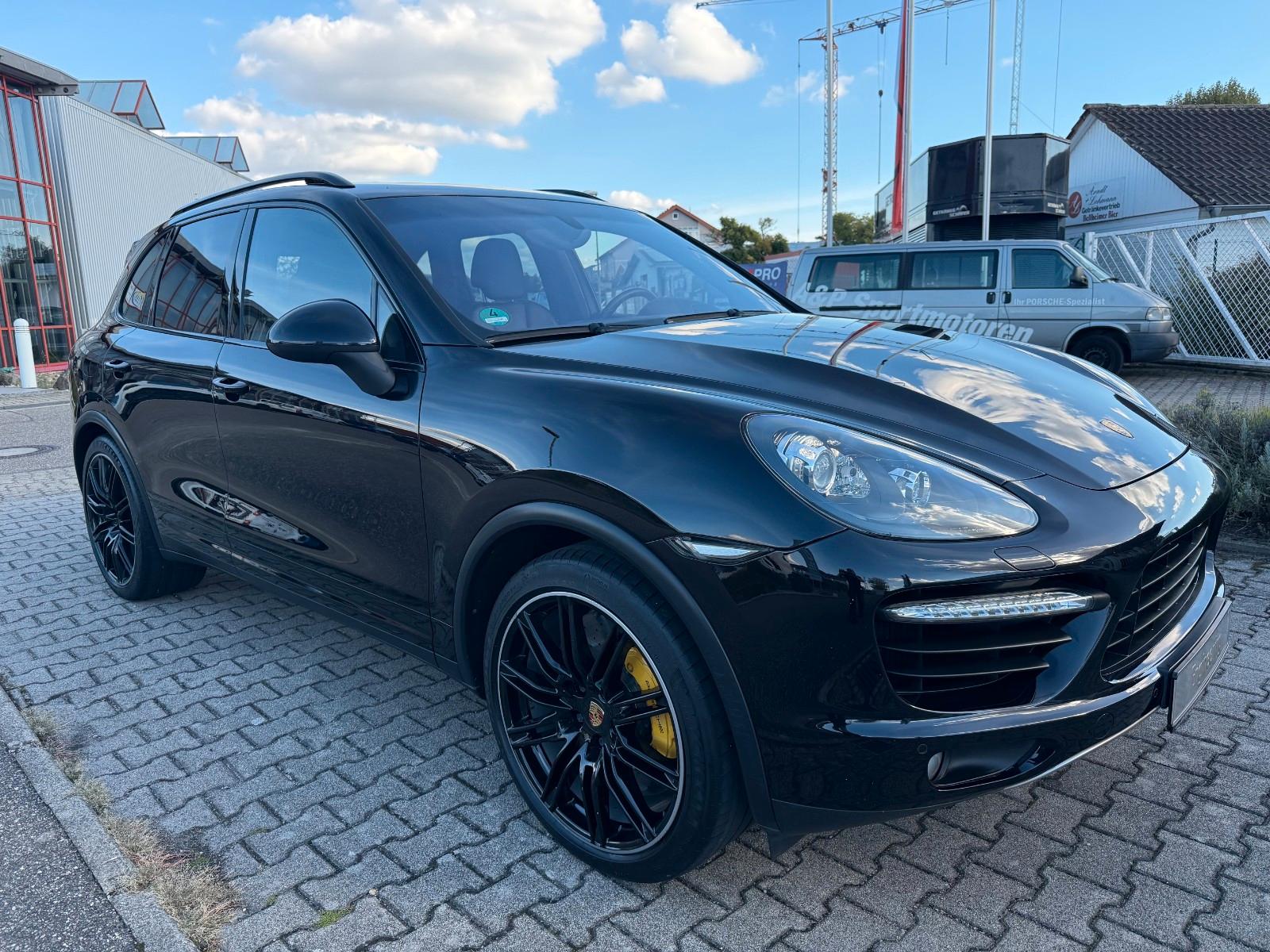 Porsche Cayenne Turbo deutsch Luftfahrwerk PCCB ESD 21''