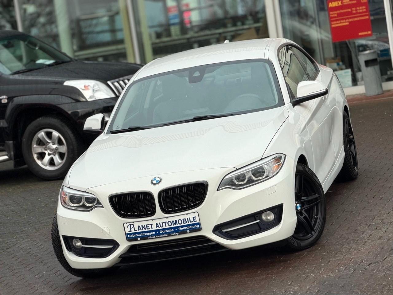 BMW 220 d Coupe Sport Line/Automatik*Leder*Navi*Shz