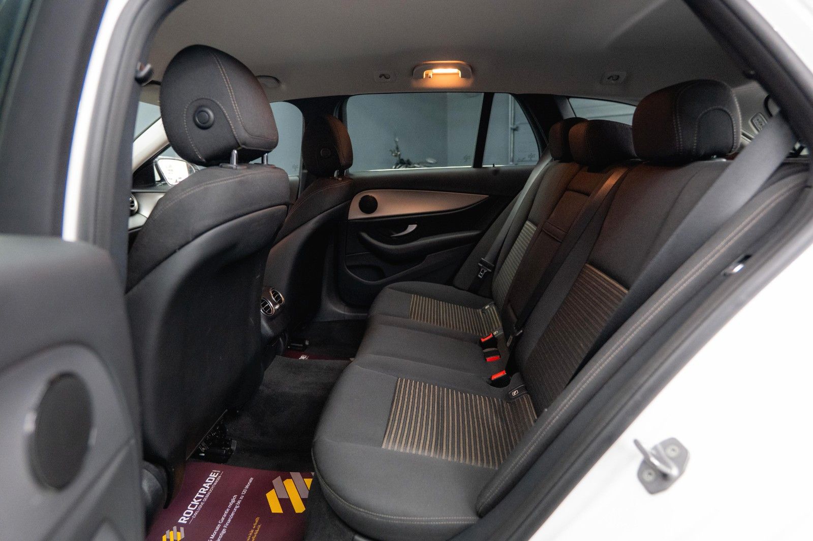 Fahrzeugabbildung Mercedes-Benz E 220d 4Matic Business *LED*Kamera*Scheckheft*