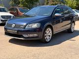 Volkswagen Passat Alltrack Variant 4Motion *VOLLAUSTATTUNG* - Volkswagen Passat Alltrack aus 2012