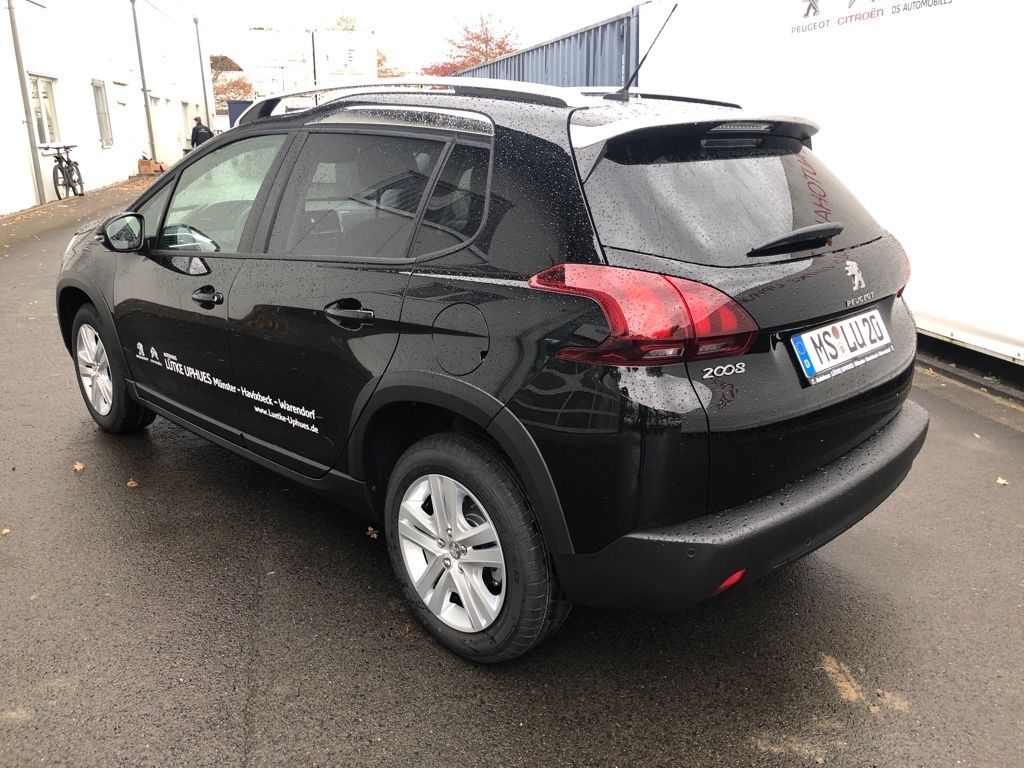 Fahrzeugabbildung Peugeot 2008 1.2  PT 110 Pano. Klimaauto.SHZ Notbremsass