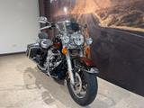 Harley-Davidson FLHRC Road King Classic J&H - HARLEY-DAVIDSON 2011 ROAD KING
