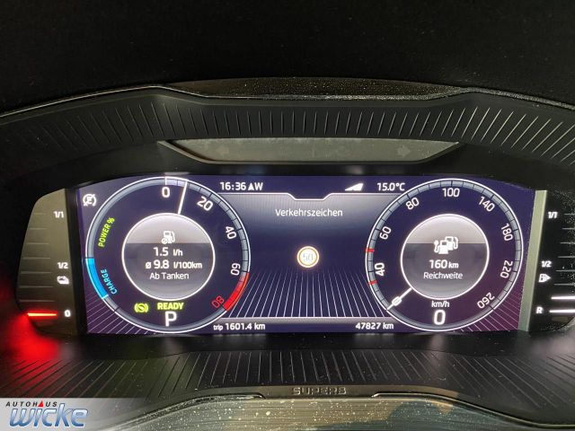 Superb Combi Ambition iV NAVI KLIMA PDC LM